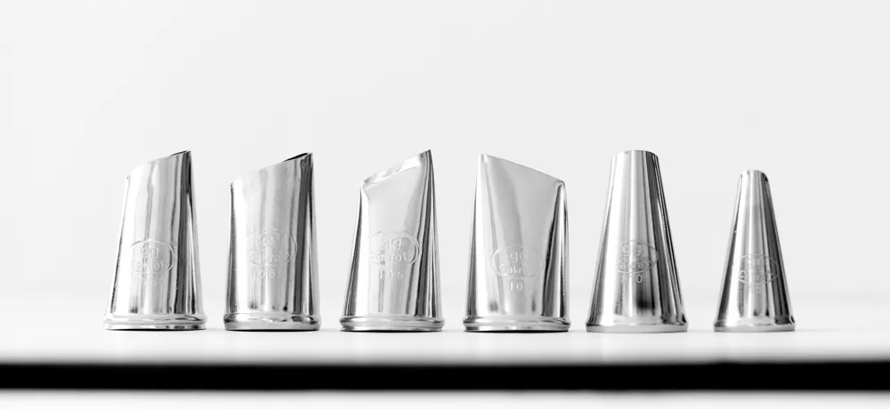 The G.G. Cakraft Collection